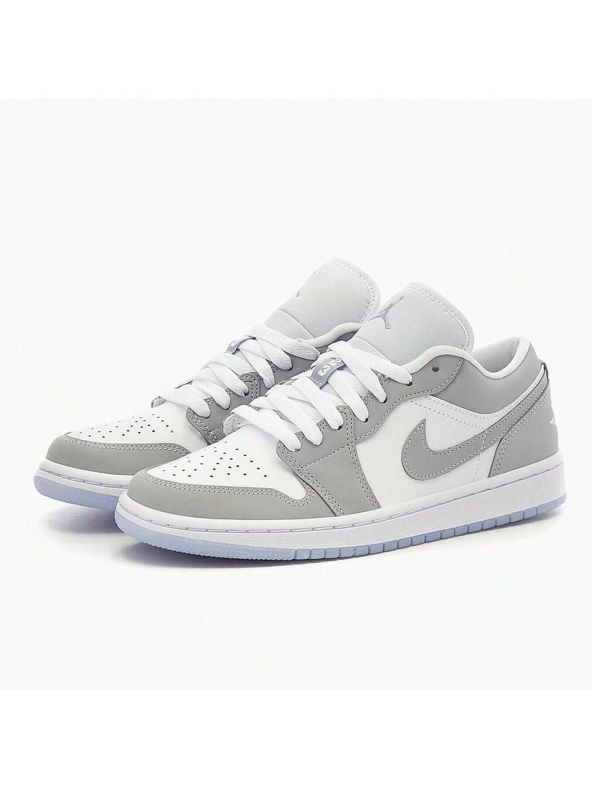 NIKE AIR JORDAN 1 | Wolf Grey