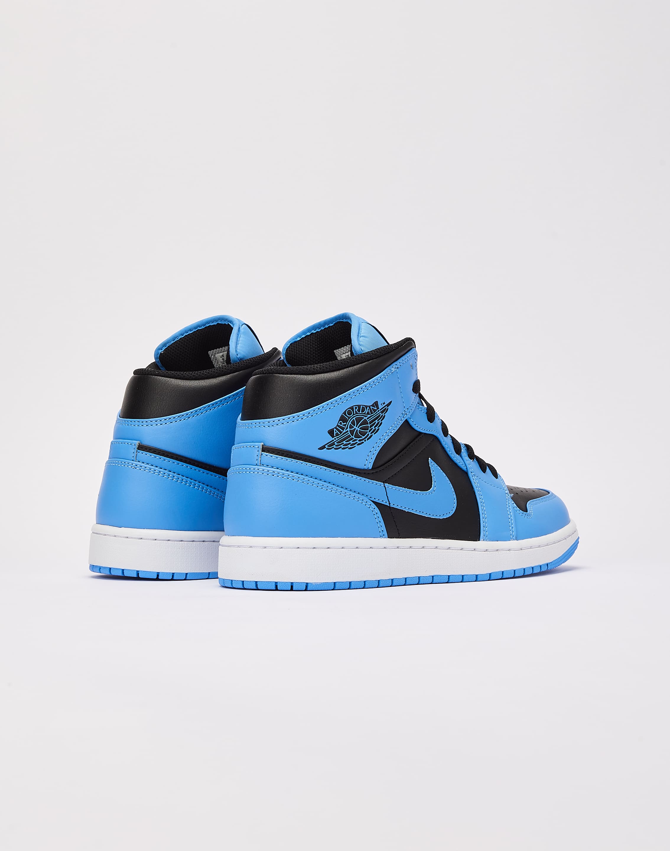 NIKE AIR JORDAN 1 HI | University Blue/Black Colorway