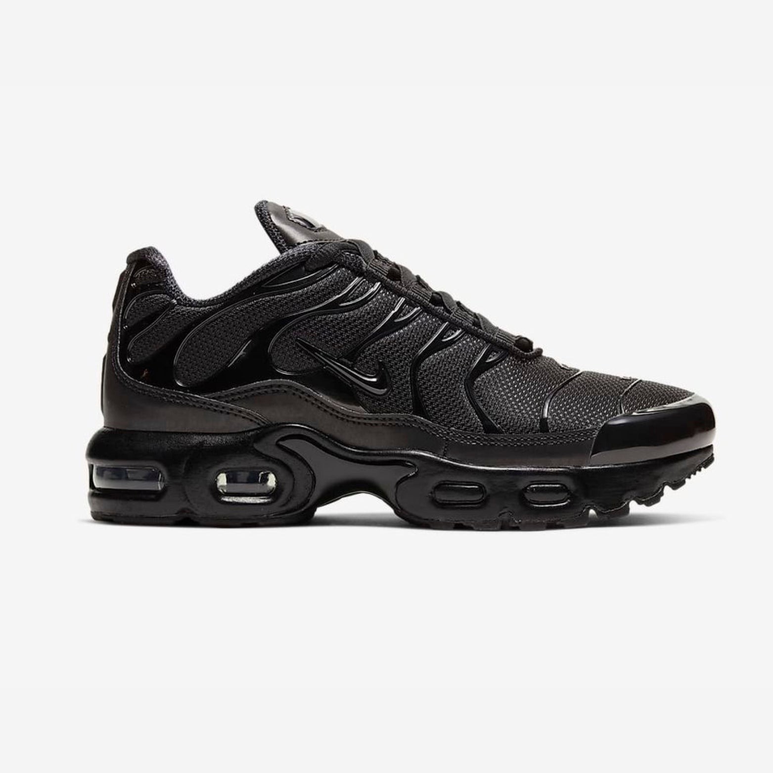 NIKE AIR MAX PLUS | Triple Black